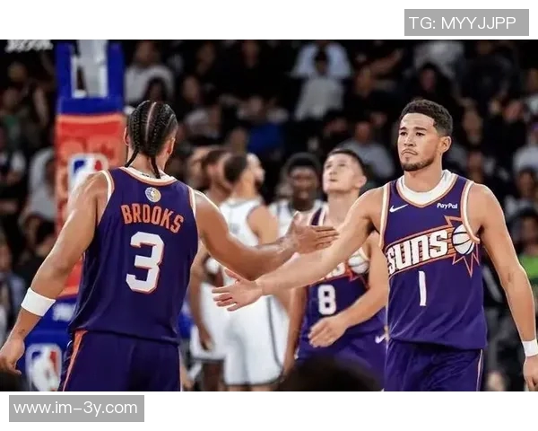 奥特：我们需要管理布克杰伦格林的伤病情况保护好他俩